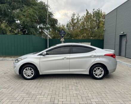 Сірий Хендай Елантра, об'ємом двигуна 1.6 л та пробігом 93 тис. км за 9000 $, фото 7 на Automoto.ua