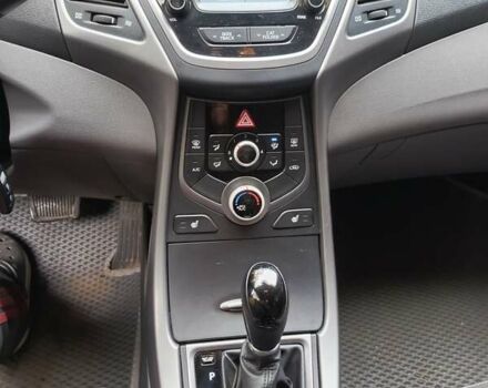 Серый Хендай Элантра, объемом двигателя 1.8 л и пробегом 126 тыс. км за 10500 $, фото 10 на Automoto.ua