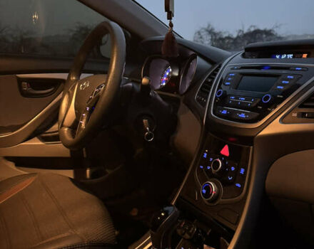 Серый Хендай Элантра, объемом двигателя 1.8 л и пробегом 258 тыс. км за 9000 $, фото 23 на Automoto.ua