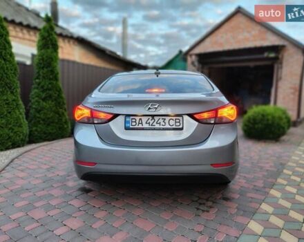 Сірий Хендай Елантра, об'ємом двигуна 1.8 л та пробігом 184 тис. км за 10200 $, фото 3 на Automoto.ua
