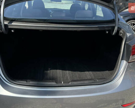 Сірий Хендай Елантра, об'ємом двигуна 1.8 л та пробігом 122 тис. км за 10350 $, фото 10 на Automoto.ua