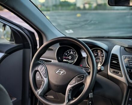 Сірий Хендай Елантра, об'ємом двигуна 1.8 л та пробігом 189 тис. км за 7500 $, фото 10 на Automoto.ua