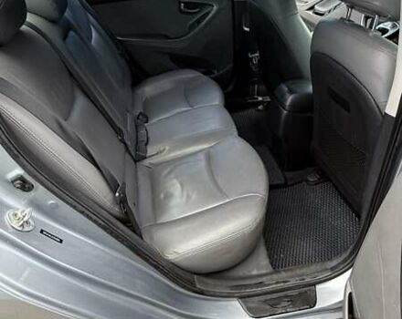 Сірий Хендай Елантра, об'ємом двигуна 1.8 л та пробігом 180 тис. км за 9400 $, фото 6 на Automoto.ua