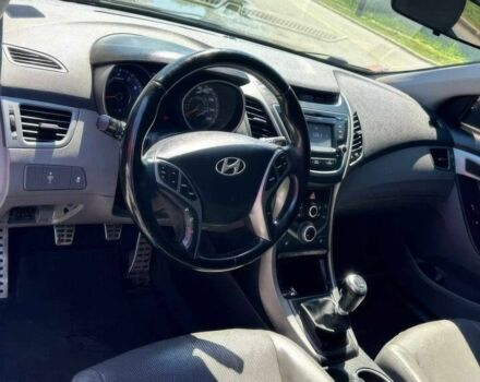 Серый Хендай Элантра, объемом двигателя 2 л и пробегом 72 тыс. км за 5400 $, фото 7 на Automoto.ua