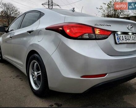 Серый Хендай Элантра, объемом двигателя 1.8 л и пробегом 215 тыс. км за 9500 $, фото 5 на Automoto.ua