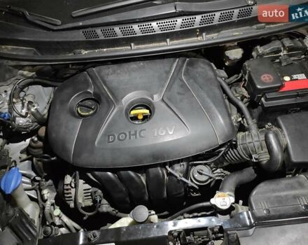 Хендай Элантра 2015 в Киеве на Automoto.ua Серый Хендай Элантра, объемом двигателя 1.8 л и пробегом 159 тыс. км за 10500 $, фото 4 на Automoto.ua