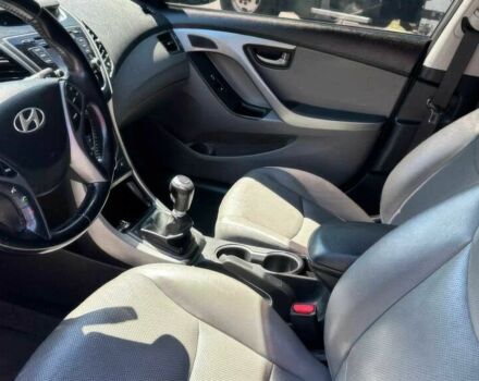 Серый Хендай Элантра, объемом двигателя 2 л и пробегом 72 тыс. км за 5400 $, фото 8 на Automoto.ua