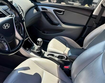 Серый Хендай Элантра, объемом двигателя 2 л и пробегом 76 тыс. км за 7600 $, фото 8 на Automoto.ua