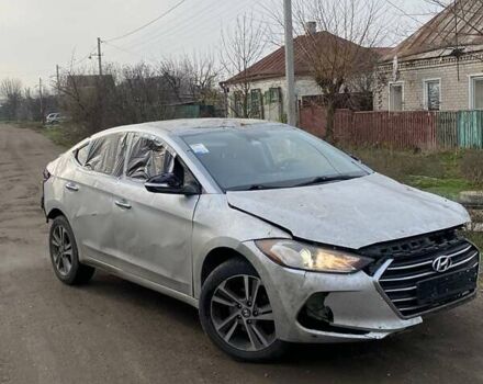Серый Хендай Элантра, объемом двигателя 2 л и пробегом 150 тыс. км за 2800 $, фото 4 на Automoto.ua