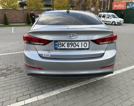 Сірий Хендай Елантра, об'ємом двигуна 2 л та пробігом 225 тис. км за 10300 $, фото 1 на Automoto.ua