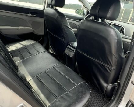 Серый Хендай Элантра, объемом двигателя 2 л и пробегом 180 тыс. км за 12000 $, фото 11 на Automoto.ua