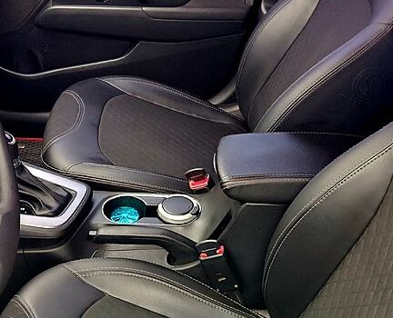 Сірий Хендай Елантра, об'ємом двигуна 1.6 л та пробігом 176 тис. км за 12500 $, фото 5 на Automoto.ua