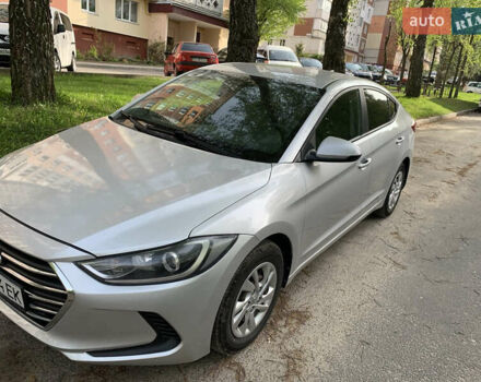 Серый Хендай Элантра, объемом двигателя 2 л и пробегом 110 тыс. км за 11500 $, фото 2 на Automoto.ua