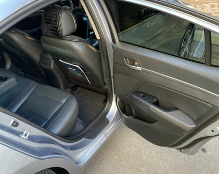 Хендай Элантра 2016 в Киеве на Automoto.ua Серый Хендай Элантра, объемом двигателя 2 л и пробегом 122 тыс. км за 14000 $, фото 26 на Automoto.ua