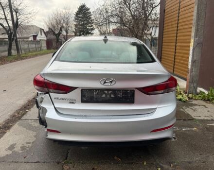 Серый Хендай Элантра, объемом двигателя 2 л и пробегом 150 тыс. км за 3800 $, фото 3 на Automoto.ua