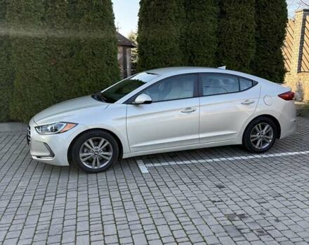 Серый Хендай Элантра, объемом двигателя 2 л и пробегом 115 тыс. км за 11150 $, фото 1 на Automoto.ua