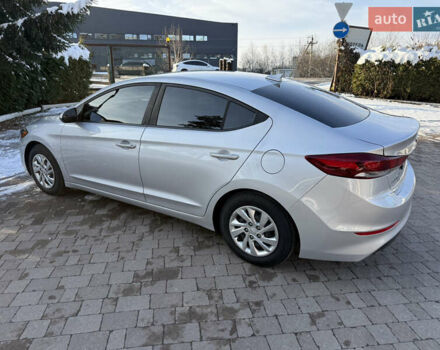 Серый Хендай Элантра, объемом двигателя 2 л и пробегом 138 тыс. км за 9900 $, фото 6 на Automoto.ua