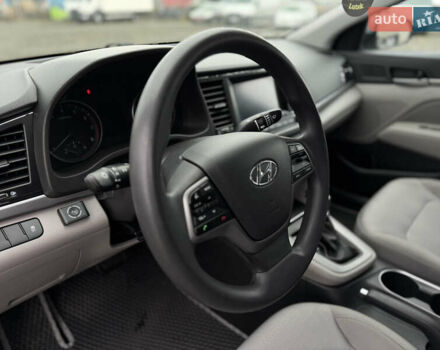 Серый Хендай Элантра, объемом двигателя 2 л и пробегом 135 тыс. км за 9999 $, фото 17 на Automoto.ua