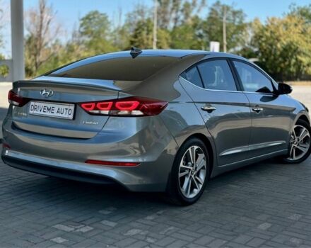 Серый Хендай Элантра, объемом двигателя 2 л и пробегом 199 тыс. км за 11299 $, фото 4 на Automoto.ua