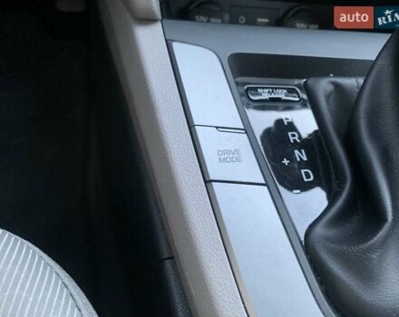 Сірий Хендай Елантра, об'ємом двигуна 2 л та пробігом 169 тис. км за 11700 $, фото 18 на Automoto.ua