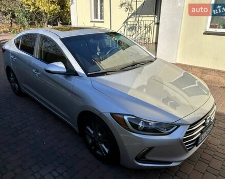 Серый Хендай Элантра, объемом двигателя 2 л и пробегом 198 тыс. км за 12500 $, фото 1 на Automoto.ua