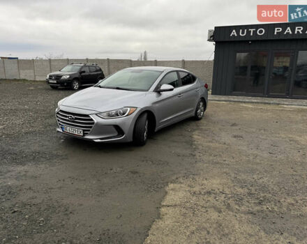 Серый Хендай Элантра, объемом двигателя 2 л и пробегом 135 тыс. км за 9999 $, фото 10 на Automoto.ua