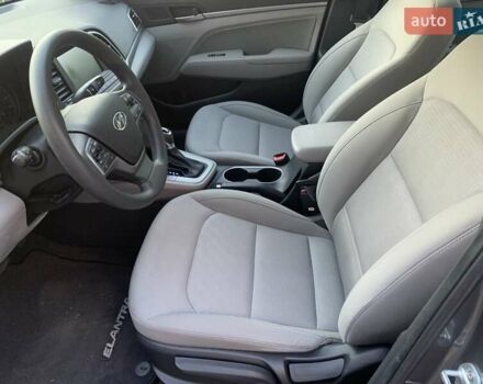 Сірий Хендай Елантра, об'ємом двигуна 2 л та пробігом 169 тис. км за 11700 $, фото 8 на Automoto.ua