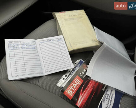 Серый Хендай Элантра, объемом двигателя 2 л и пробегом 135 тыс. км за 9999 $, фото 31 на Automoto.ua