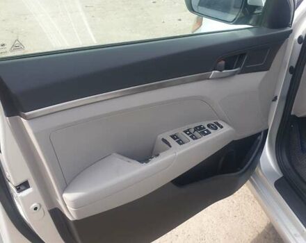 Серый Хендай Элантра, объемом двигателя 1.8 л и пробегом 380 тыс. км за 7800 $, фото 10 на Automoto.ua