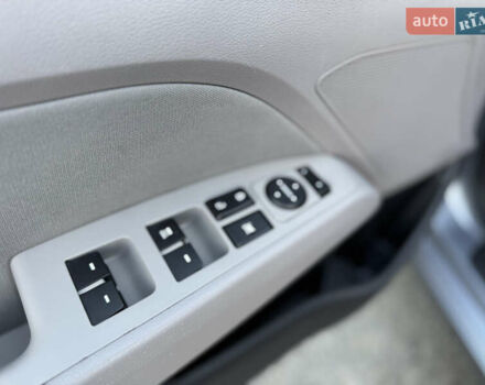 Сірий Хендай Елантра, об'ємом двигуна 2 л та пробігом 135 тис. км за 10899 $, фото 14 на Automoto.ua