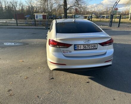 Серый Хендай Элантра, объемом двигателя 2 л и пробегом 186 тыс. км за 10500 $, фото 4 на Automoto.ua