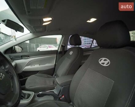 Серый Хендай Элантра, объемом двигателя 2 л и пробегом 147 тыс. км за 10499 $, фото 15 на Automoto.ua