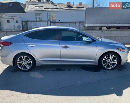 Серый Хендай Элантра, объемом двигателя 2 л и пробегом 122 тыс. км за 9500 $, фото 2 на Automoto.ua