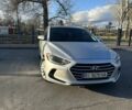 Серый Хендай Элантра, объемом двигателя 2 л и пробегом 186 тыс. км за 10500 $, фото 1 на Automoto.ua