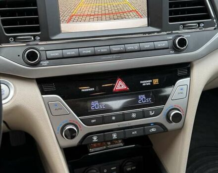 Серый Хендай Элантра, объемом двигателя 2 л и пробегом 115 тыс. км за 11150 $, фото 29 на Automoto.ua