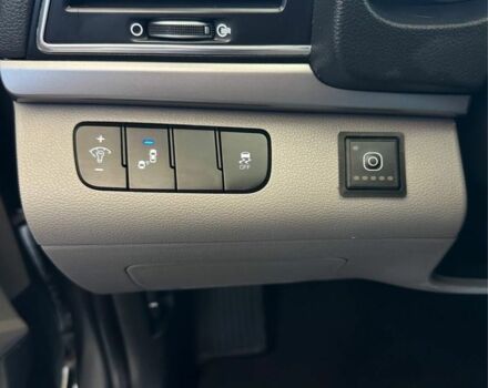 Серый Хендай Элантра, объемом двигателя 2 л и пробегом 199 тыс. км за 11299 $, фото 20 на Automoto.ua