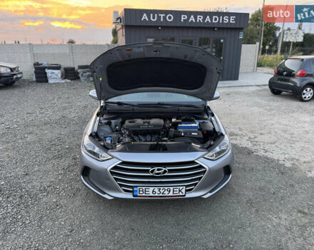 Сірий Хендай Елантра, об'ємом двигуна 2 л та пробігом 135 тис. км за 10899 $, фото 11 на Automoto.ua