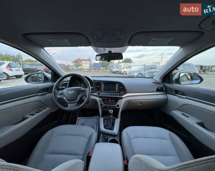 Сірий Хендай Елантра, об'ємом двигуна 2 л та пробігом 135 тис. км за 10899 $, фото 24 на Automoto.ua