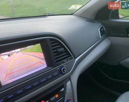 Сірий Хендай Елантра, об'ємом двигуна 2 л та пробігом 169 тис. км за 11700 $, фото 30 на Automoto.ua