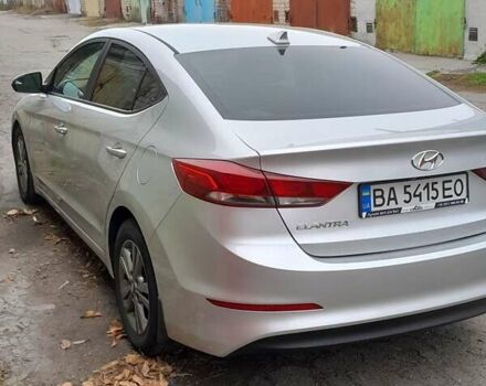 Серый Хендай Элантра, объемом двигателя 2 л и пробегом 95 тыс. км за 12500 $, фото 2 на Automoto.ua