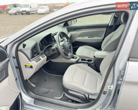 Серый Хендай Элантра, объемом двигателя 2 л и пробегом 135 тыс. км за 9999 $, фото 16 на Automoto.ua