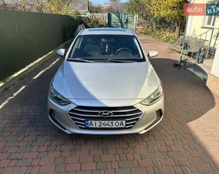 Серый Хендай Элантра, объемом двигателя 2 л и пробегом 198 тыс. км за 12500 $, фото 4 на Automoto.ua