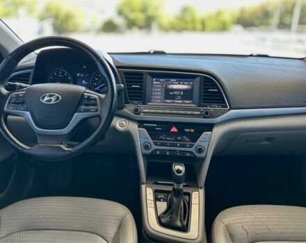 Серый Хендай Элантра, объемом двигателя 2 л и пробегом 199 тыс. км за 11299 $, фото 17 на Automoto.ua