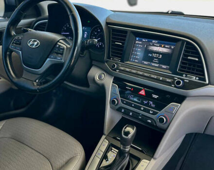 Хендай Элантра 2016 в Днепре (Днепропетровске) на Automoto.ua Серый Хендай Элантра, объемом двигателя 2 л и пробегом 199 тыс. км за 10999 $, фото 21 на Automoto.ua