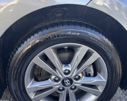 Хендай Элантра 2016 в Киеве на Automoto.ua Серый Хендай Элантра, объемом двигателя 2 л и пробегом 75 тыс. км за 14000 $, фото 4 на Automoto.ua