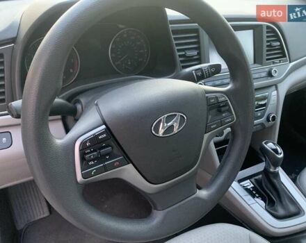 Сірий Хендай Елантра, об'ємом двигуна 2 л та пробігом 169 тис. км за 11700 $, фото 14 на Automoto.ua