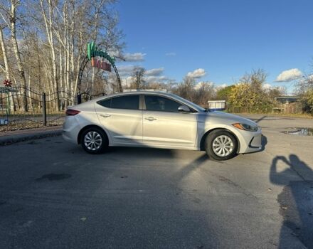 Серый Хендай Элантра, объемом двигателя 2 л и пробегом 186 тыс. км за 10500 $, фото 1 на Automoto.ua