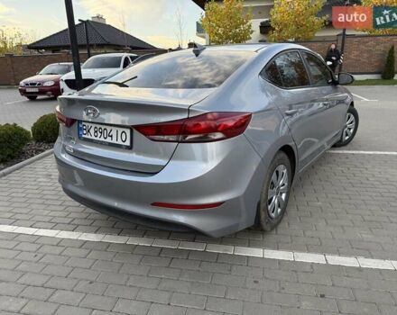 Сірий Хендай Елантра, об'ємом двигуна 2 л та пробігом 225 тис. км за 10300 $, фото 8 на Automoto.ua