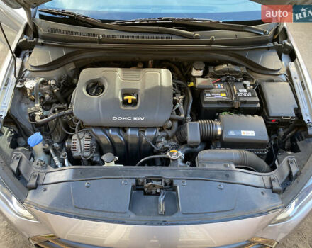 Хендай Элантра 2016 в Киеве на Automoto.ua Серый Хендай Элантра, объемом двигателя 2 л и пробегом 122 тыс. км за 14000 $, фото 33 на Automoto.ua