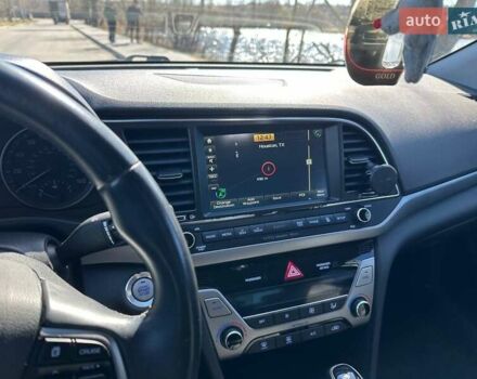 Серый Хендай Элантра, объемом двигателя 2 л и пробегом 122 тыс. км за 9500 $, фото 22 на Automoto.ua